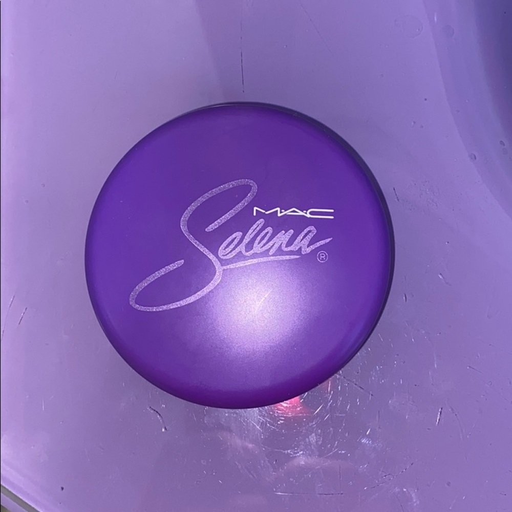 MAC x Selena Bronzer/Blush duo